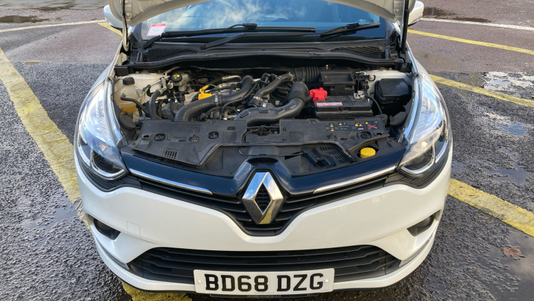 Renault Clio 0.9 TCE 75 Iconic 5dr Petrol Hatchback